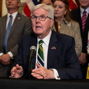 Dan Patrick endorses Texas House’s voucher plan, clearing path to final approval