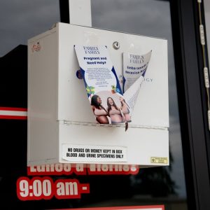 Houston midwife accused of illegal abortions appeals clinic closures