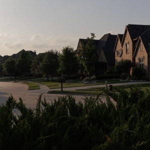 The Texas Senate wants more — and smaller — starter homes in new neighborhoods
