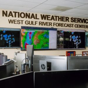 Weather warnings gave officials a 3 hour, 21 minute window to save lives in Kerr County. What happened then remains unclear.