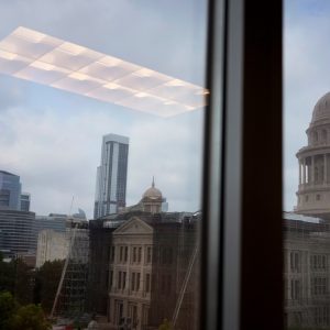 Following Trump’s lead, Gov. Abbott pushes state agencies to end telework