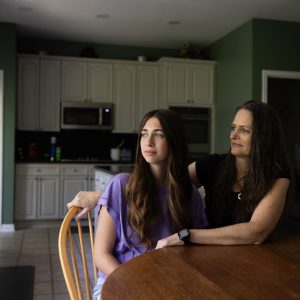 Texas lawmakers limit use of parent-child reunification therapy in custody battles