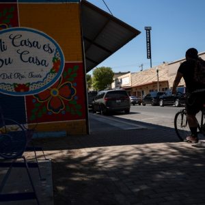 Texas takes over voter registration in Val Verde County amid struggles