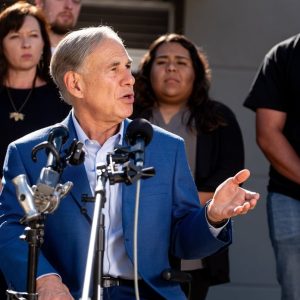 Greg Abbott orders state agencies to cooperate with Trump’s deportation efforts