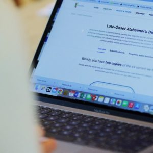 Why are users of 23andMe being urged to delete their data?