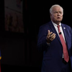 Texas oil and gas regulator Wayne Christian peddles oil-backed crypto coin