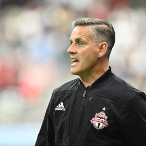Indonesia hire former Canada coach Herdman to replace Kluivert