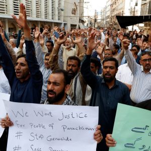 Rival sectarian groups agree to seven-day ceasefire in Pakistan