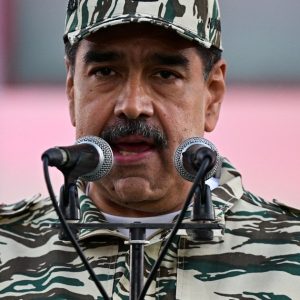 Venezuela sends troops to Colombia border as US ships join cartel operation