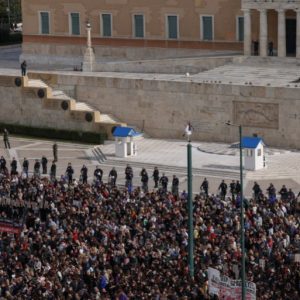 Tens of thousands of Greeks seek justice for victims of Tempe train crash