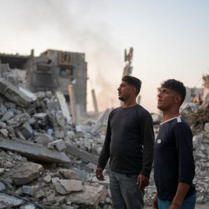 Gaza authorities plead for tents, accuse Israel of obstructing aid