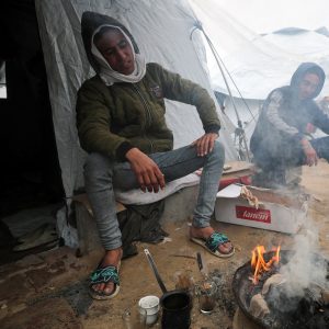 Thousands in Gaza struggle in tents amid cold, stormy weather