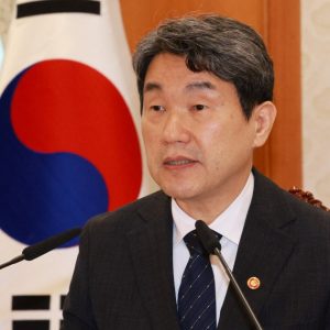 South Korea appoints new acting leader as ex-PM enters election race