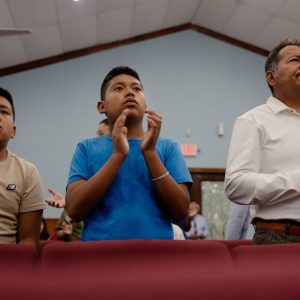 A Houston mother held by ICE must choose: indefinite detention or be deported without her family