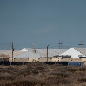 Listen to 911 calls from inside an immigration detention center: “We just need to take him to the hospital”