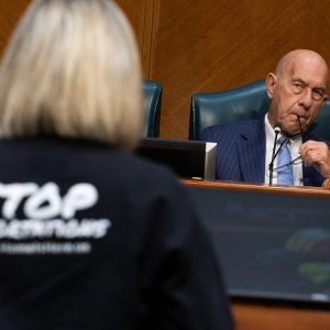 Houston mayor questions city’s authority to probe ICE shooting amid calls for independent investigation
