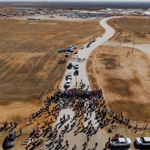 Lawmakers, protesters demand release of 5-year-old held at Texas immigration detention center