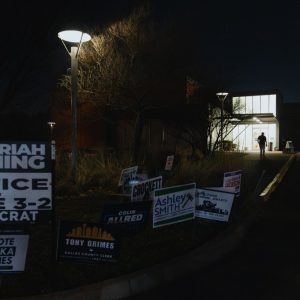 In Dallas County, frustration and confusion after GOP forces switch to precinct-based voting