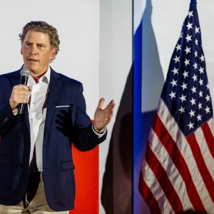 Bo French defeats Railroad Commissioner Jim Wright in GOP primary runoff
