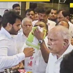 HD Kumaraswamy’s nose starts bleeding during press conference, hospitalised