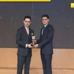 Vishal Tinani awarded for Legal Excellence by Sachin Pilot
