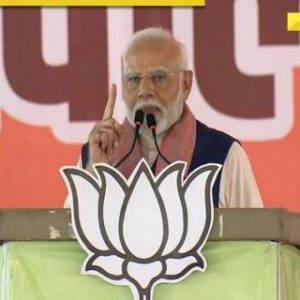‘Jab Congress mazboot hogi, desh…’ PM Modi’s scathing attack on Aghadi bloc in Akola rally