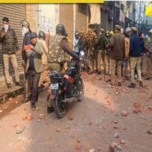 UP: 20 detained, internet shut down after violence during mosque survey in Sambhal