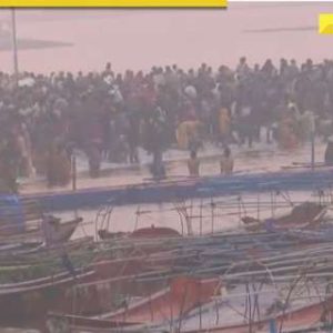 Mahakumbh Mela 2025: Amid heavy fog, devotees take dip at Triveni Sangam in Prayagraj, watch