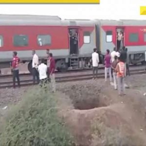 Jalgaon Pushpak Express accident: Death toll rises to 13, Rs 1.5 lakh aid announced for victims