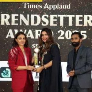 Pooja Sharma receives ‘Famous Indian Lady Astrologer’ honour at Trendsetters Award 2025