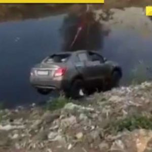 Noida news: Railway employee killed as his car falls into 30 feet drain, locals say ‘misled’ by wrong navigation