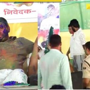 ‘Thumka lagao warna…’: Lalu Prasad Yadav’s son Tej Pratap Yadav orders cop to dance at Holi event, draws flak
