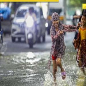 Bengaluru rainfall throws life out of gear with severe waterlogging, traffic chaos