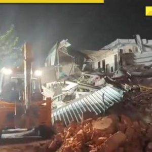 MCD demolition drive near Delhi mosque turns violent, stone pelting, tear gas fired, 5 cops injured