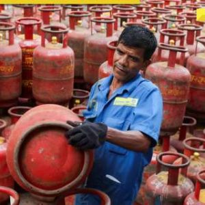 LPC Crisis Escalates: Govt rolls out attractive offers for households for switching to PNG; From free gas worth Rs 500 to zero security deposit