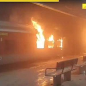 Charminar Express Fire: Major fire breaks out in coach near Telangana station, no casualties reported
