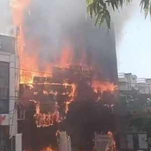 Lucknow: 13 killed, several injured as massive fire breaks out at coaching centre in Aliganj, rescue operation underway