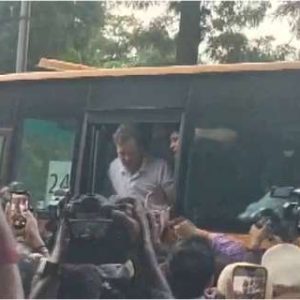 Rahul Gandhi, Priyanka Vadra, Akhilesh Yadav detained by Delhi Police outside PM Modi’s House
