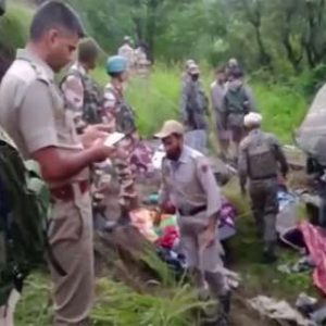 Amarnath Bus Accident: 39 pilgrims injured as bus overturns in Jammu and Kashmir’s Ganderbal