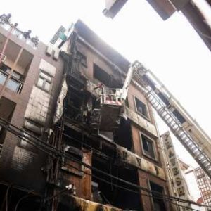 Delhi fire probe exposes major lapses: Illegal cables delayed rescue, untrained officials under scrutiny after