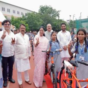Delhi CM distributes bicycles to over 3,000 Class IX govt school girl students under Vidya Vahini Yojana