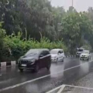 Delhi-NCR Weather Update: IMD issues red alert for parts of National Capital, warns of heavy rain, lightning for next 2 hours
