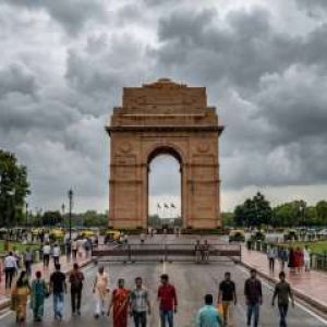 Delhi-NCR Weather Update: Rain, thunderstorm to lash National Capital in next 3 hours, IMD issues red alert