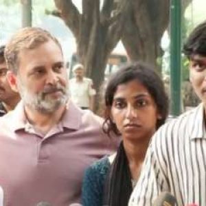Anti-SIR Protest: Rahul Gandhi meets injured NSUI protesters, accuses cops of beating them, claims woman lost hearing