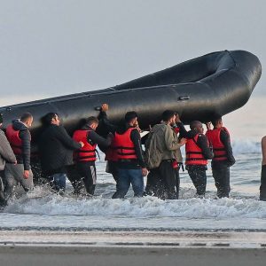 Migrant deaths hit record number in 2024, UN agency says
