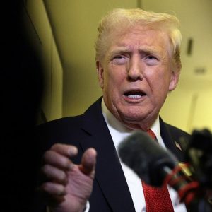 Trump doubles down on Colombia crackdown, calls Petro ‘lunatic,’ vows to end all US payments over drugs