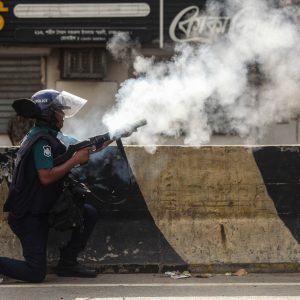 Bangladesh protest met with violence, communications cut off