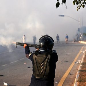 Imran Khan supporters breach lockdown in Pakistan’s Islamabad