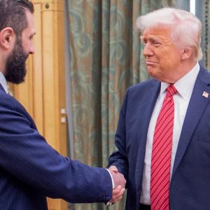Trump formally orders lifting of Syria sanctions
