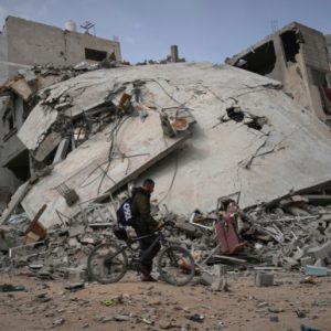 Israeli strike on media tent extends journalist death toll in Gaza